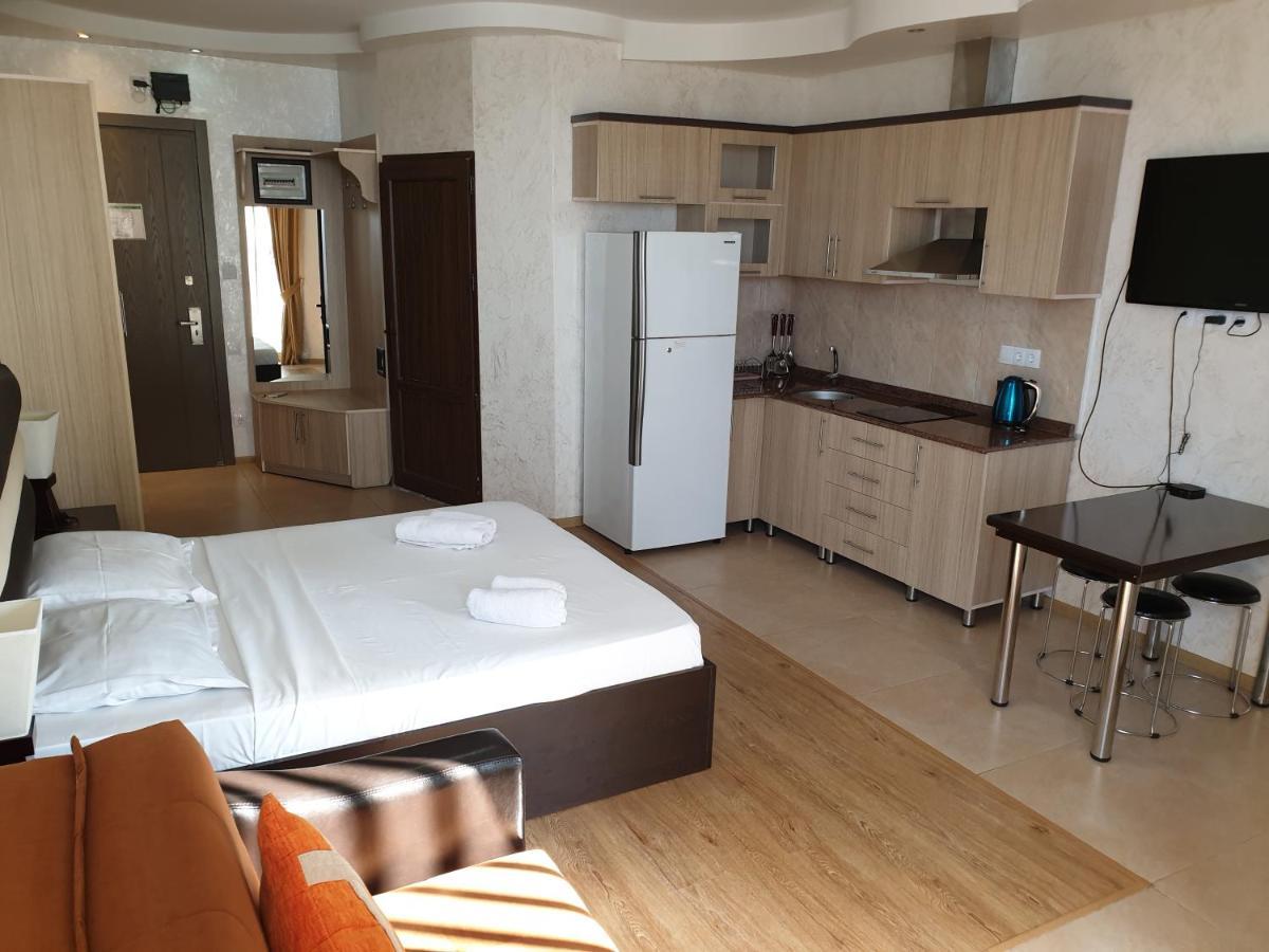 Apart Hotel Orbi Batum Dış mekan fotoğraf